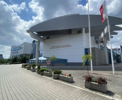 Studia na kierunku Prawo w Trójmieście. Stacjonarnie czy niestacjonarnie – jaki tryb wybrać?