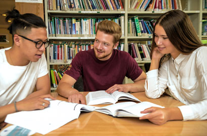 Szkoła Główna Turystyki i Hotelarstwa Vistula w Warszawie - rekrutacja na studia 2026/2027