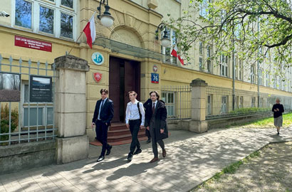 Matura 2025 język angielski – poziom rozszerzony