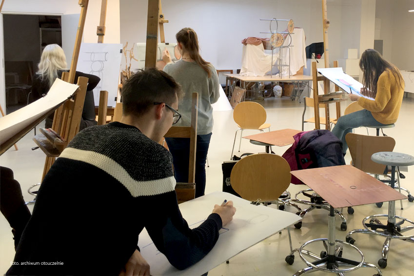 Ile trwają studia niestacjonarne na kierunku Architektura w Warszawie