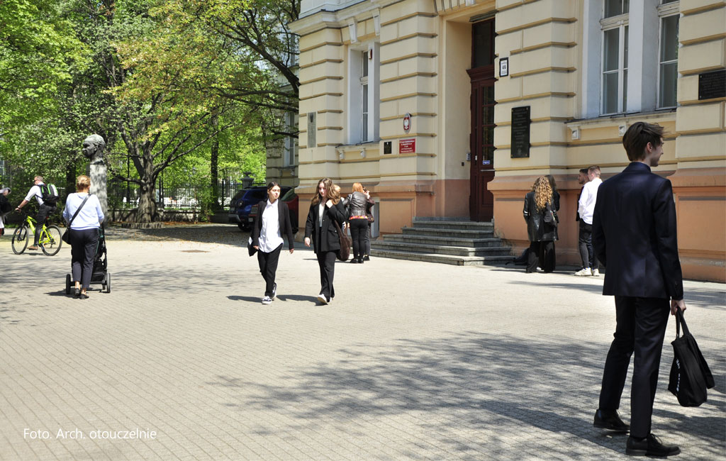 Matura 2025 z języka angielskiego na poziomie rozszerzonym