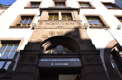 Medycyna, stomatologia oraz fizjoterapia najbardziej obleganymi kierunkami PUM