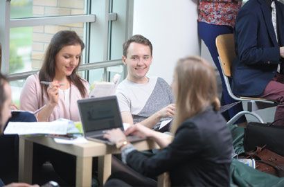 Administracja studia w Uniwersytecie Kardynała Stefana Wyszyńskiego w Warszawie – rekrutacja 2025/2026