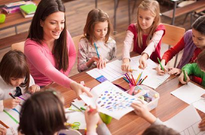 Pedagogika studia w Społecznej Akademii Nauk w Warszawie – rekrutacja 2025/2026