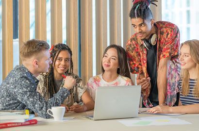 Kierunek filologia studia w Uniwersytecie WSB Merito we Wrocławiu – rekrutacja 2025/2026