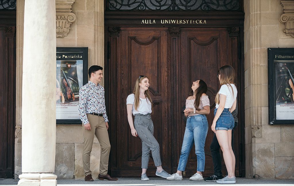 Studia Poznań - Uniwersytet im. Adama Mickiewicza w Poznaniu