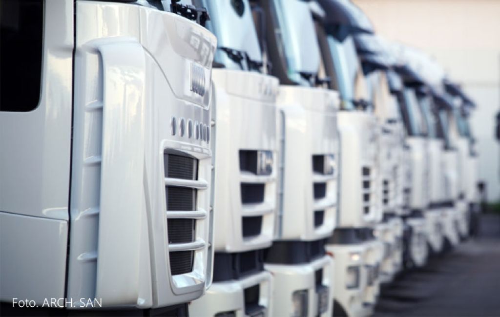 Studia Warszawa - Społeczna Akademia Nauk w Warszawie