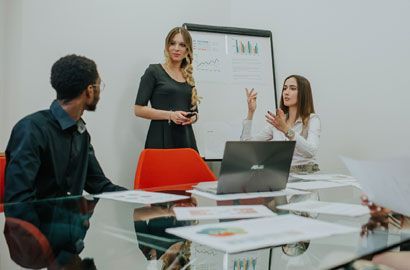 Finanse i rachunkowość studia w Uczelni Łazarskiego w Warszawie – rekrutacja 2026/2027