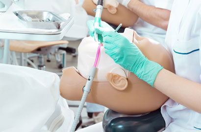 Kierunek lekarsko - dentystyczny studia na Uniwersytecie Medycznym w Łodzi – rekrutacja 2023/2024