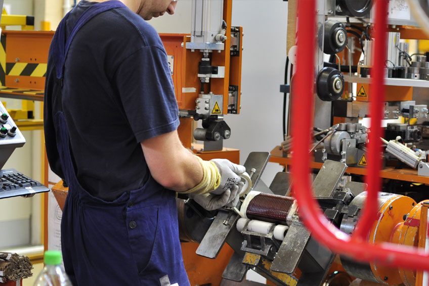 Jaka praca po studiach na kierunku mechatronika?