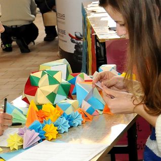 Edukacja artystyczna w zakresie sztuk plastycznych studia