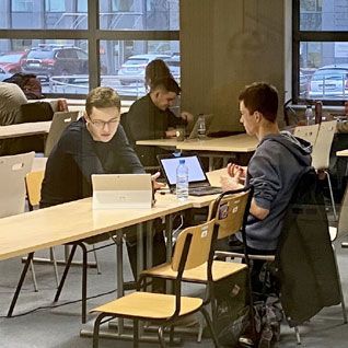 BACHELOR IN MANAGEMENT studia