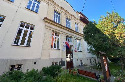 XXVIII LO im. Wojciecha Bednarskiego