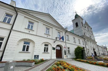 I LO im. ks. Stanisława Konarskiego