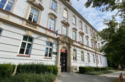 II LO im. Leopolda Lisa-Kuli