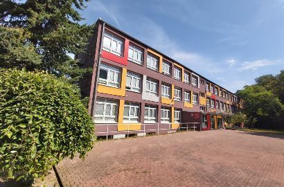 V LO im. Adama Asnyka