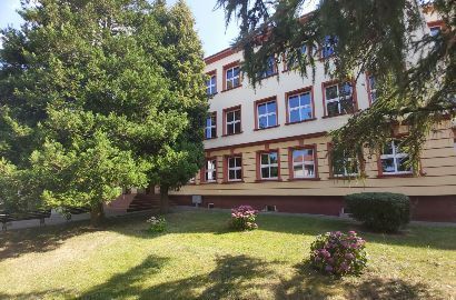 II LO im. Władysława Broniewskiego