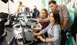 Multimedia i grafika komputerowa